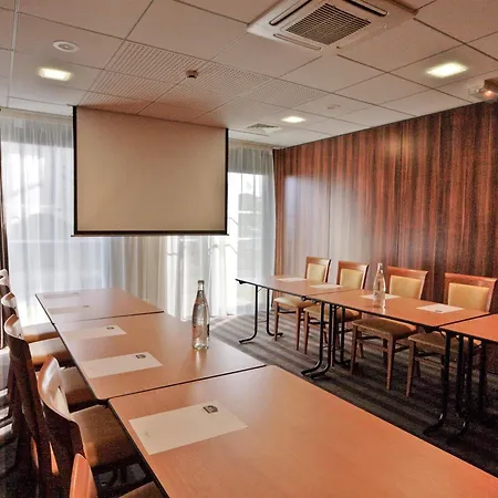Western Europe Hotell 4*